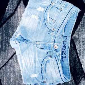 Rue21 jean shorts size 1